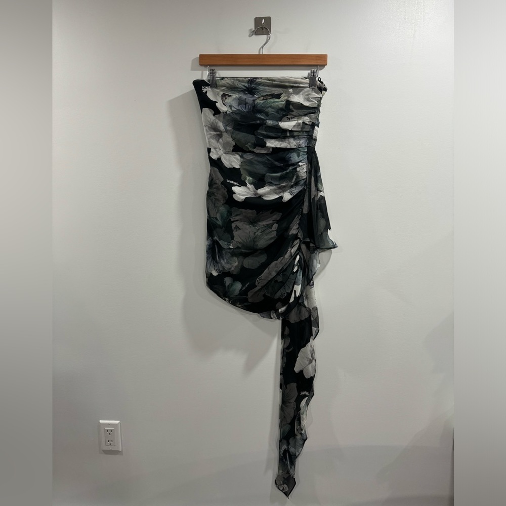 Michelle Mason Women‎ Ruched Strapless Dress Size 2